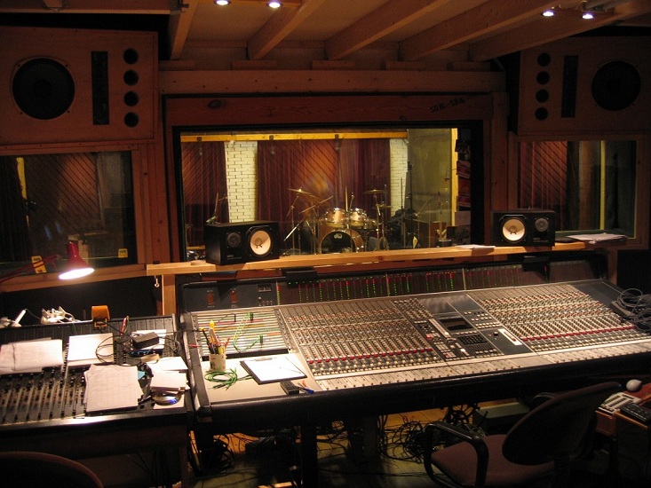 View of SING-SING's live room from the control room